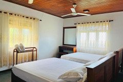 bird_beach_bungalow_bedroom_1